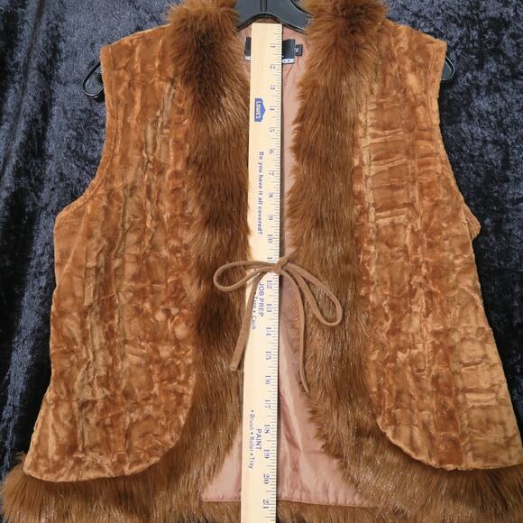 Blanc Noir Faux Fur Vest Brown Lined Outerwear Medium Tie Chenille Fuzzy Soft M - Picture 5 of 11